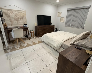 9611 Nw 4th Street - Photo Thumbnail 9