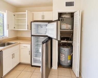 5150 Ne 6th Avenue - Photo Thumbnail 4