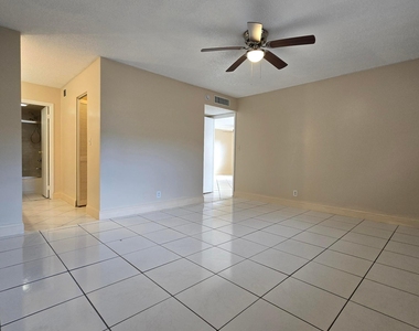 6061 N Falls Cir Drive - Photo Thumbnail 4