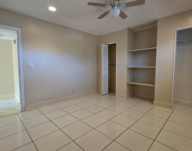 6061 N Falls Cir Drive - Photo Thumbnail 38