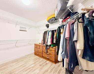 9138 Villa Palma Lane - Photo Thumbnail 28