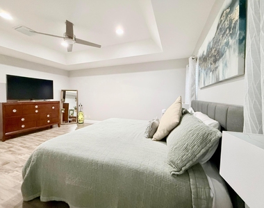 9138 Villa Palma Lane - Photo Thumbnail 25