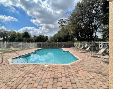 9138 Villa Palma Lane - Photo Thumbnail 42