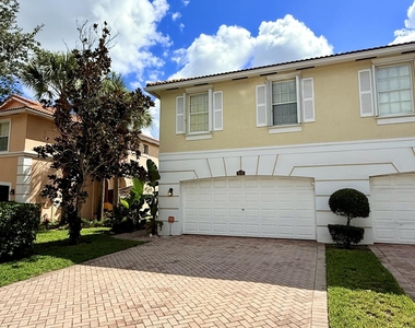 9138 Villa Palma Lane - Photo Thumbnail 1