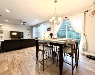 9138 Villa Palma Lane - Photo Thumbnail 19