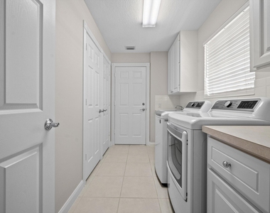 3136 Verdmont Lane - Photo Thumbnail 13