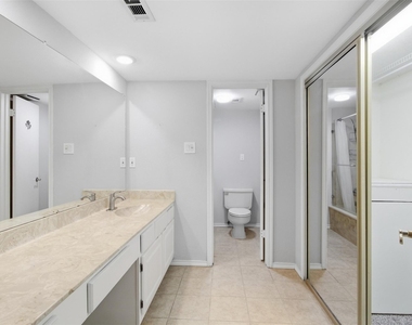 2732 Copper Creek Drive - Photo Thumbnail 11