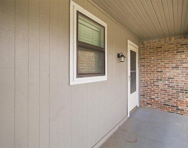 2732 Copper Creek Drive - Photo Thumbnail 31