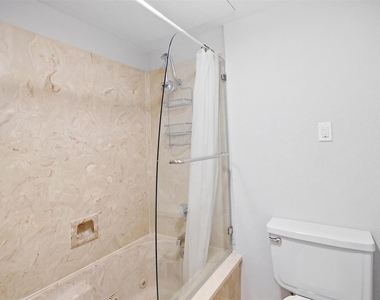 2732 Copper Creek Drive - Photo Thumbnail 12