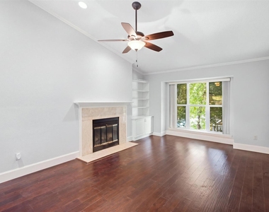 2732 Copper Creek Drive - Photo Thumbnail 16
