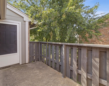2732 Copper Creek Drive - Photo Thumbnail 21
