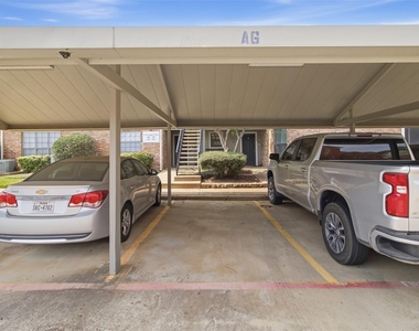 2732 Copper Creek Drive - Photo Thumbnail 34