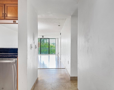 2761 Village Boulevard - Photo Thumbnail 2