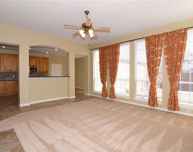6386 Shadywood Drive - Photo Thumbnail 6