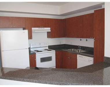 115 Sw 11th Street - Photo Thumbnail 4