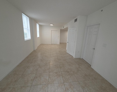115 Sw 11th Street - Photo Thumbnail 21