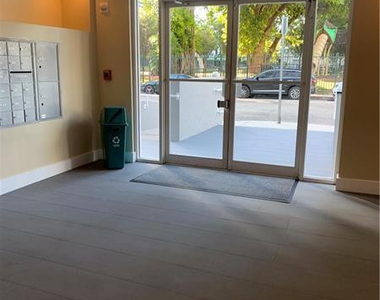 115 Sw 11th Street - Photo Thumbnail 2