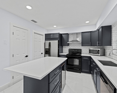 9880 Chestnut Tree Terrace - Photo Thumbnail 7