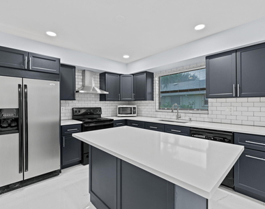 9880 Chestnut Tree Terrace - Photo Thumbnail 6