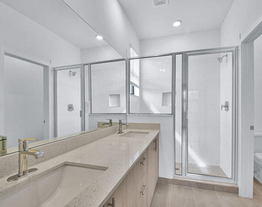 706 Del Vista Road - Photo Thumbnail 9