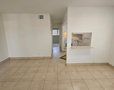 1150 Ne 17th Court - Photo Thumbnail 4