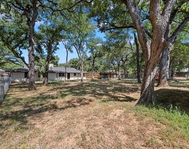 1444 Cimarron Trail - Photo Thumbnail 15