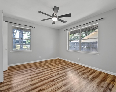1444 Cimarron Trail - Photo Thumbnail 5