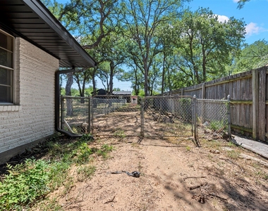 1444 Cimarron Trail - Photo Thumbnail 28