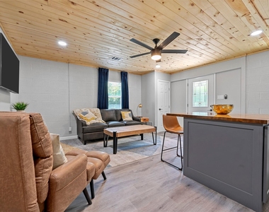 1444 Cimarron Trail - Photo Thumbnail 21