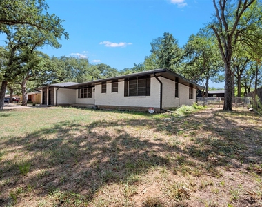 1444 Cimarron Trail - Photo Thumbnail 27