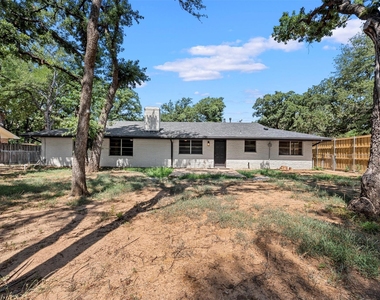 1444 Cimarron Trail - Photo Thumbnail 14