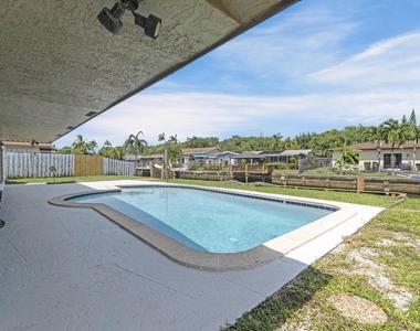 1820 Nw 33rd Street - Photo Thumbnail 27