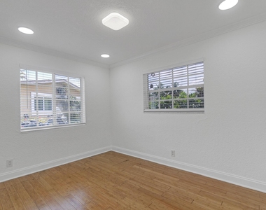 1820 Nw 33rd Street - Photo Thumbnail 17