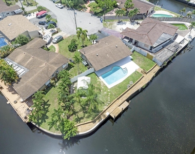 1820 Nw 33rd Street - Photo Thumbnail 37