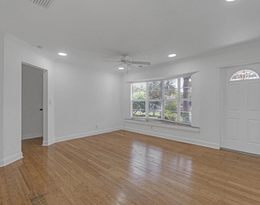 1820 Nw 33rd Street - Photo Thumbnail 21