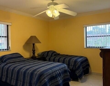 21638 Coronado Avenue - Photo Thumbnail 15