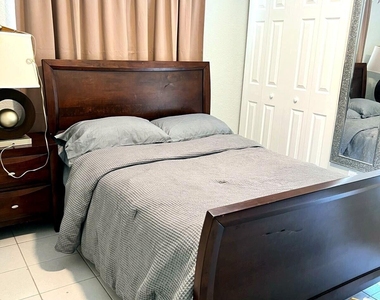 6251 Nw 199th Street - Photo Thumbnail 2