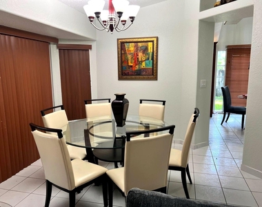 6251 Nw 199th Street - Photo Thumbnail 1