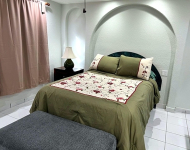 6251 Nw 199th Street - Photo Thumbnail 3