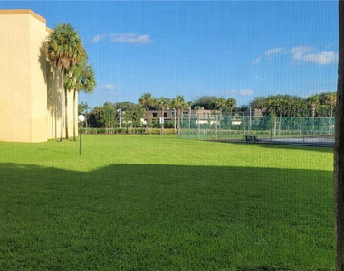 4341 W Mcnab Road - Photo Thumbnail 9