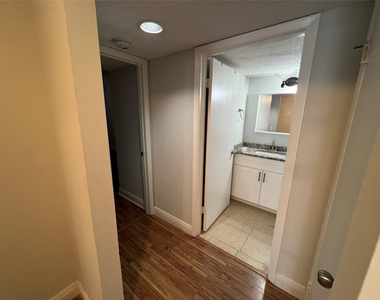 4341 W Mcnab Road - Photo Thumbnail 38