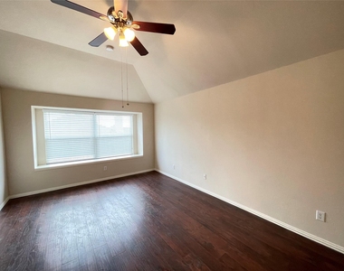 2865 Spotted Owl Drive - Photo Thumbnail 21