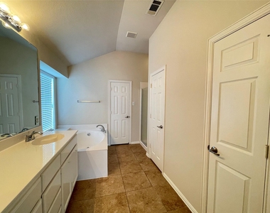 2865 Spotted Owl Drive - Photo Thumbnail 25