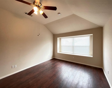2865 Spotted Owl Drive - Photo Thumbnail 22