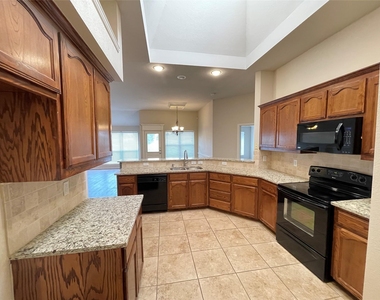 2865 Spotted Owl Drive - Photo Thumbnail 18