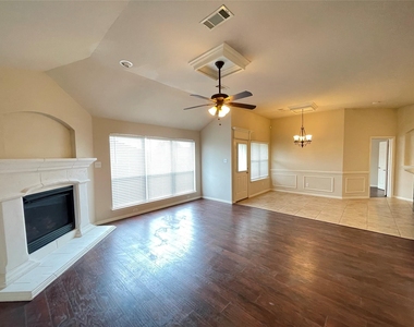 2865 Spotted Owl Drive - Photo Thumbnail 10