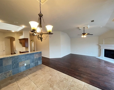 2865 Spotted Owl Drive - Photo Thumbnail 11