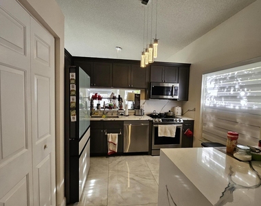 11034 Nw 46th Drive - Photo Thumbnail 1