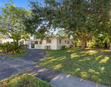 2208 Nw 63rd Avenue - Photo Thumbnail 25
