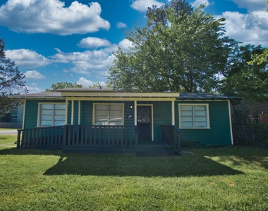 1223 N Center Street - Photo Thumbnail 1